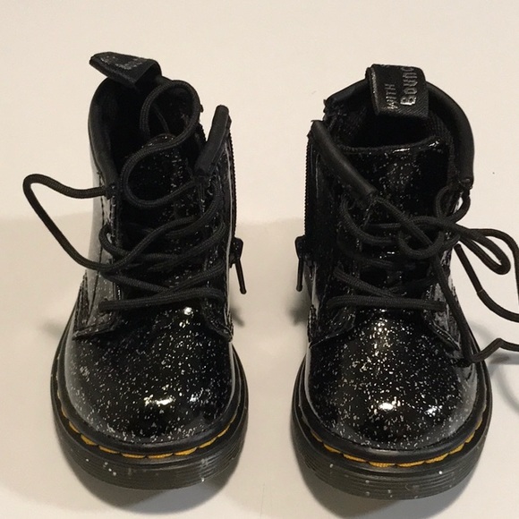 New Toddler Dr Martens black sparkle combat boots - size 4 - Picture 2 of 8